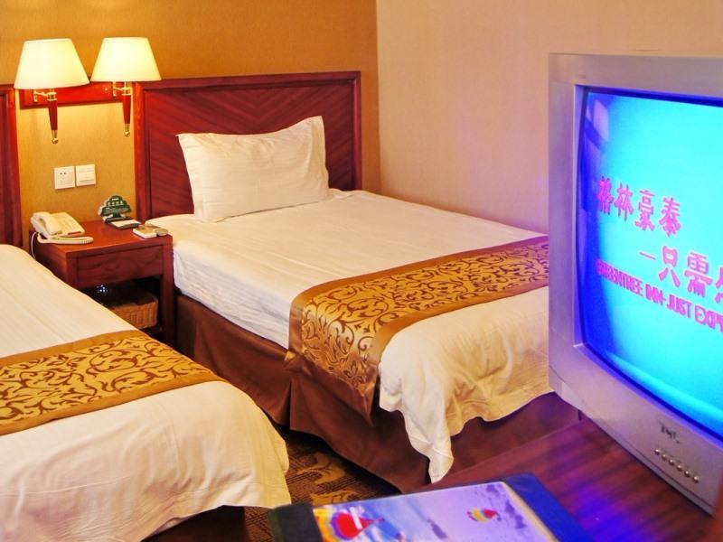 Greentree Inn Henan Luoyang Peony Square Business Hotel Zewnętrze zdjęcie